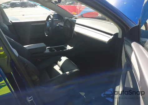 2023 Tesla Model Y Awd/Long Range Dual Motor All-Wheel Drive from USA, damaged, VIN 7SAYGDEE6PA162351